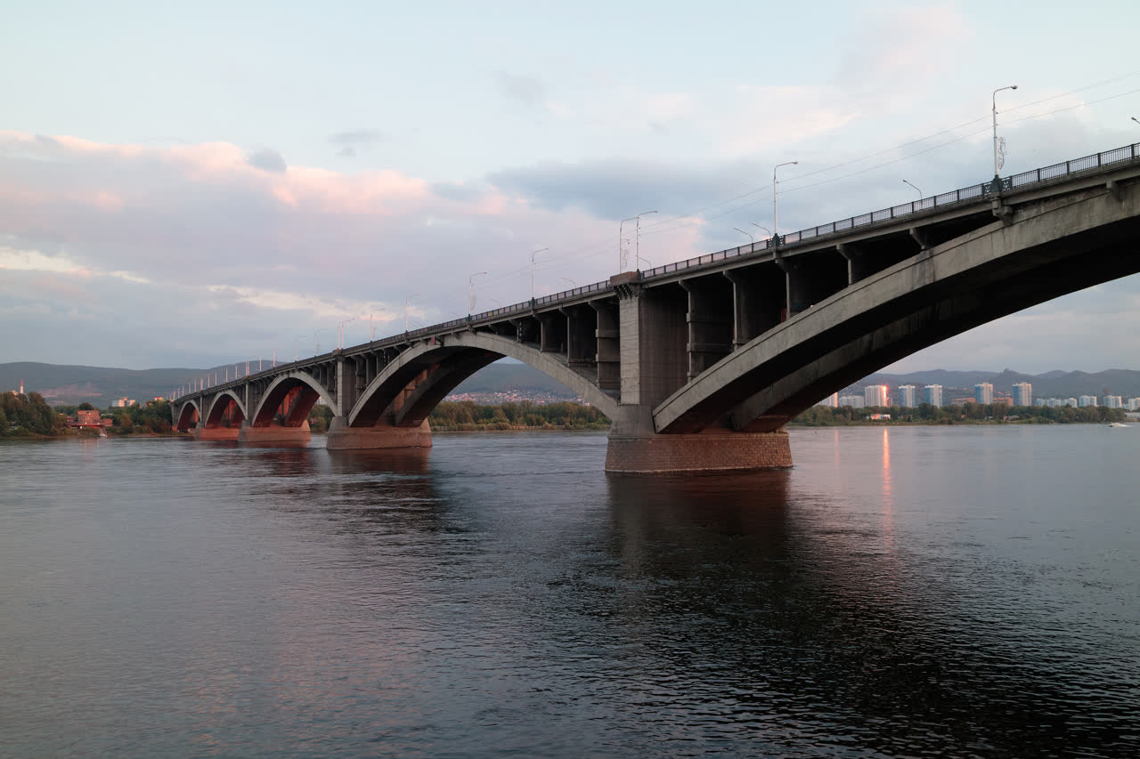 Коммунальный мост через Енисей