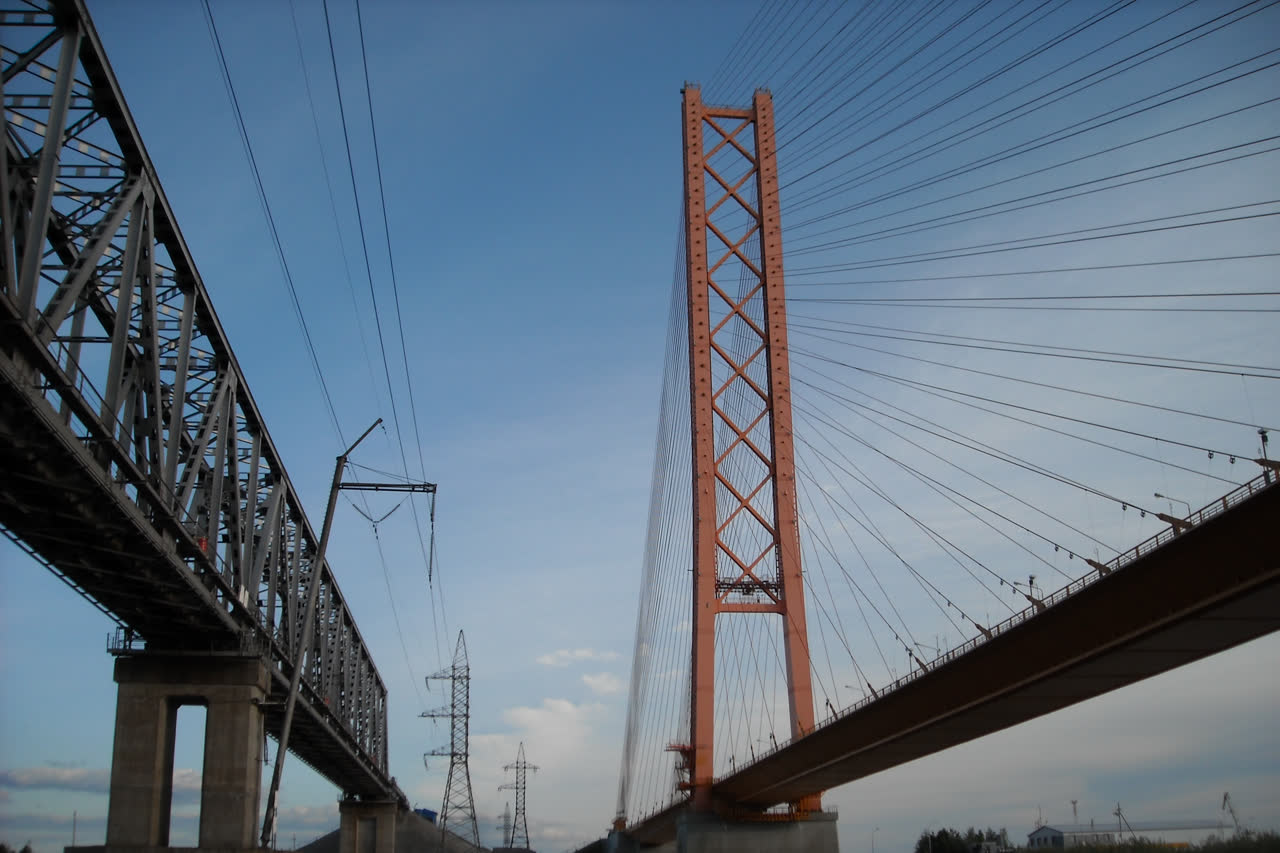 Югорский мост через Обь